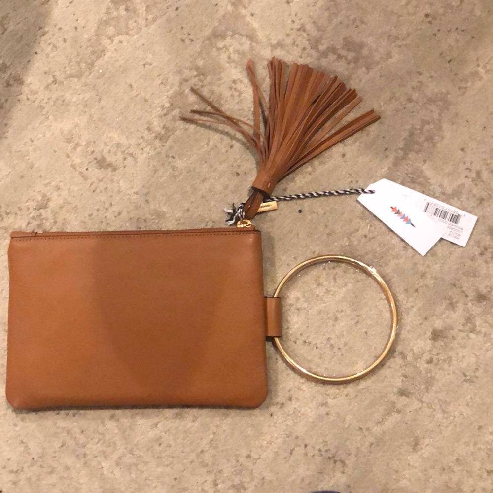 Thacker wristlet